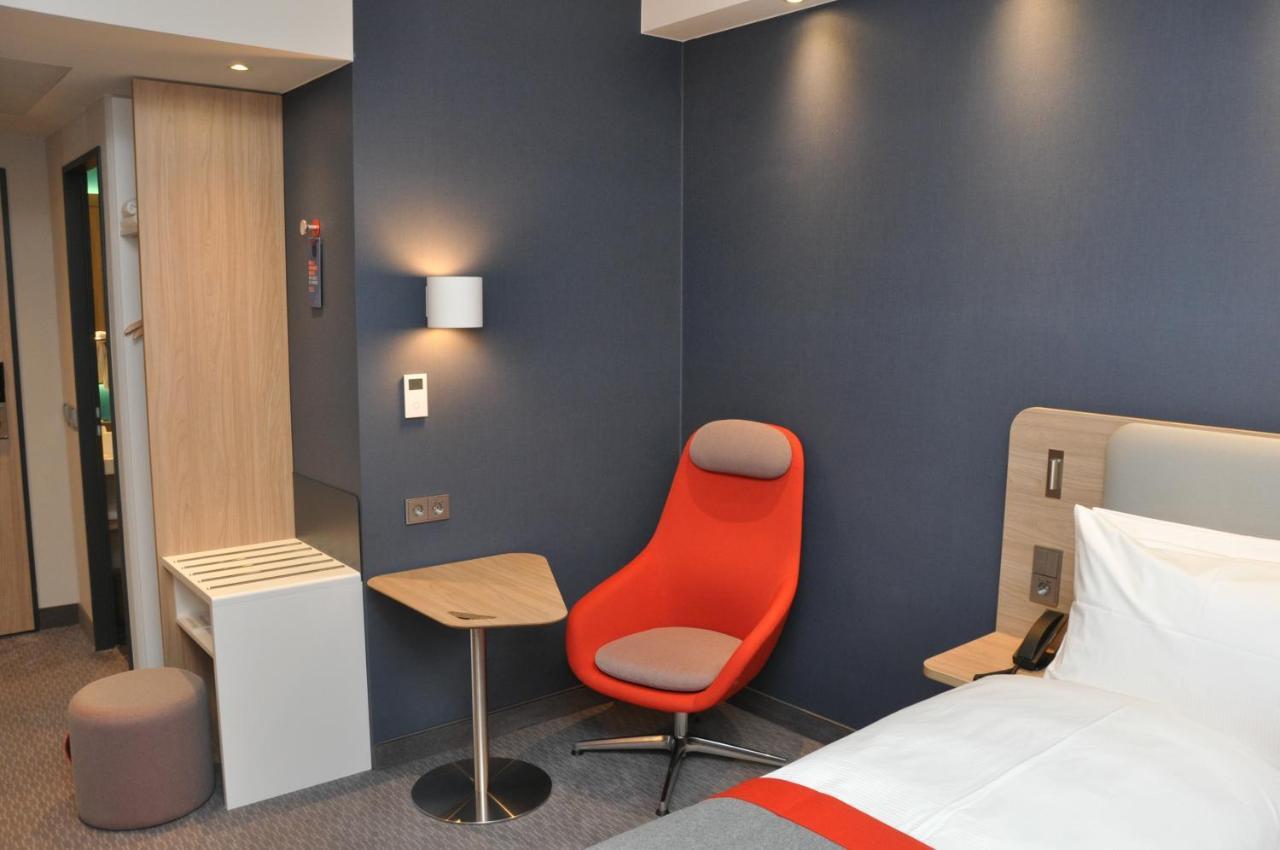 Holiday Inn Express - Sindelfingen By Ihg מראה חיצוני תמונה