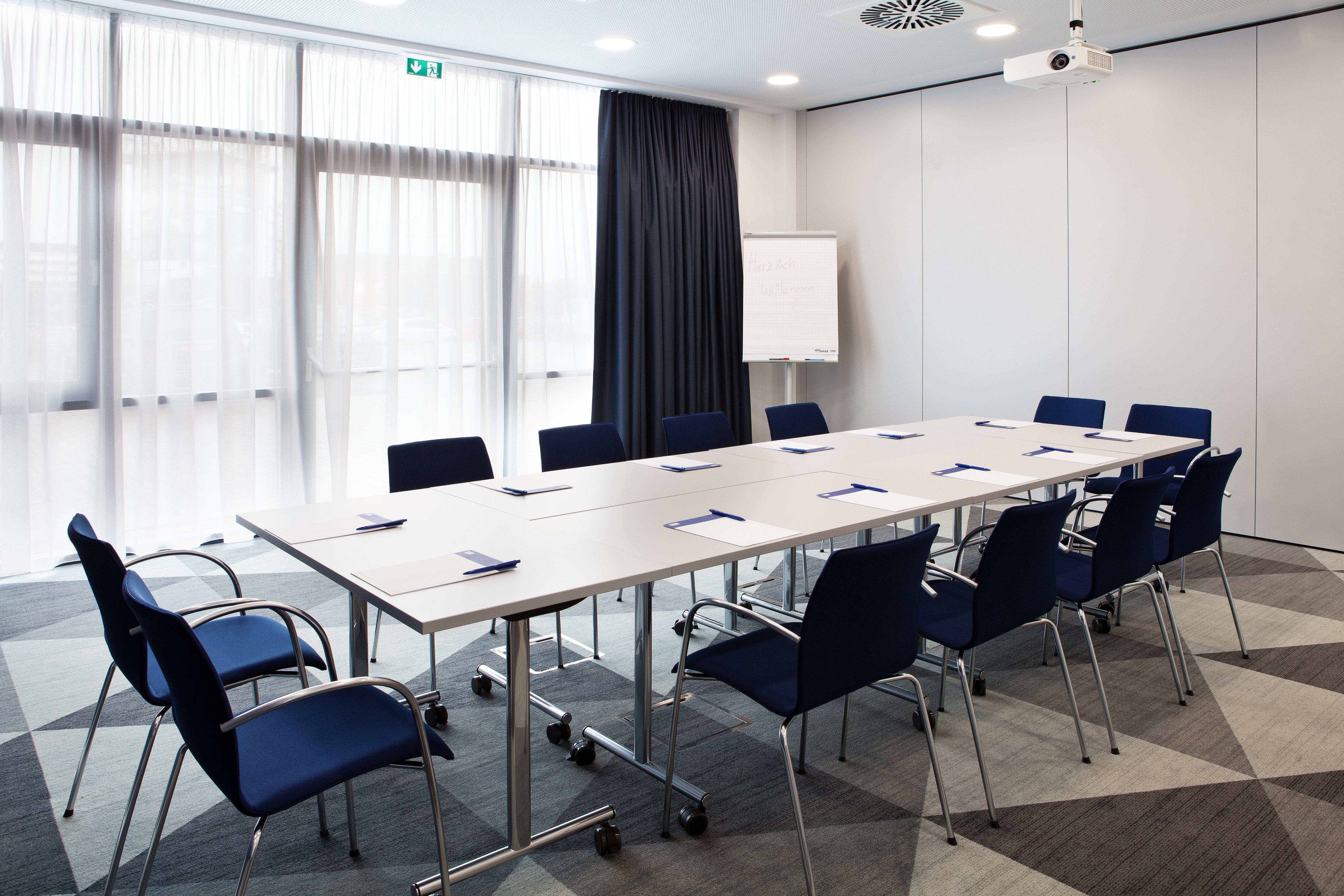 Holiday Inn Express - Sindelfingen By Ihg מראה חיצוני תמונה