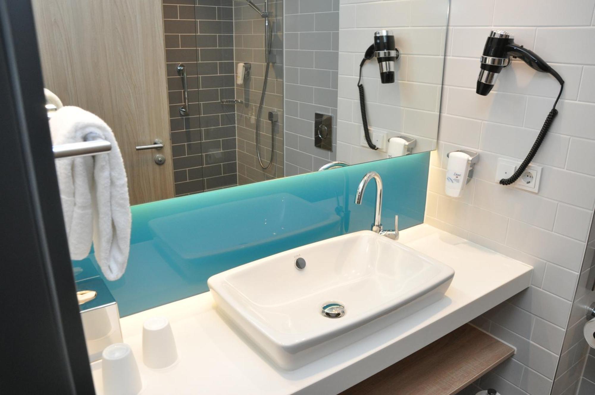 Holiday Inn Express - Sindelfingen By Ihg מראה חיצוני תמונה